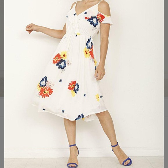 egs by éloges Dresses & Skirts - egs by éloges Dress